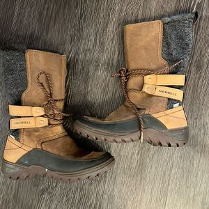 Womens Merrell waterproof boot